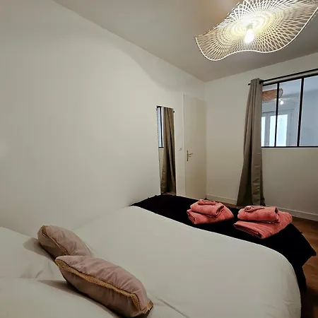 Apartment T2 Confort - Proche Gare - Patio Angouleme