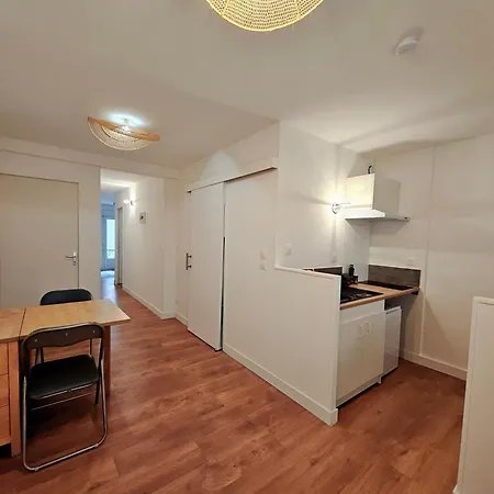 T2 Confort - Proche Gare - Patio Apartment