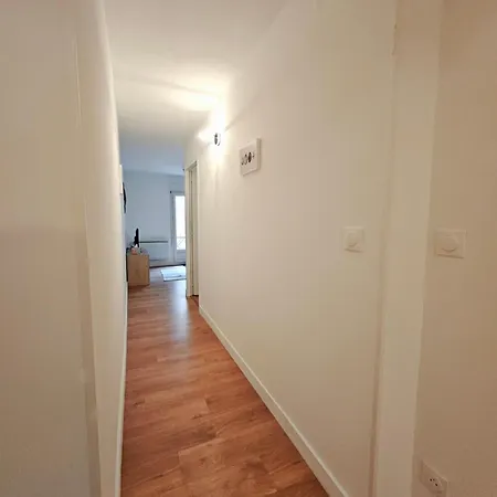 Apartment T2 Confort - Proche Gare - Patio